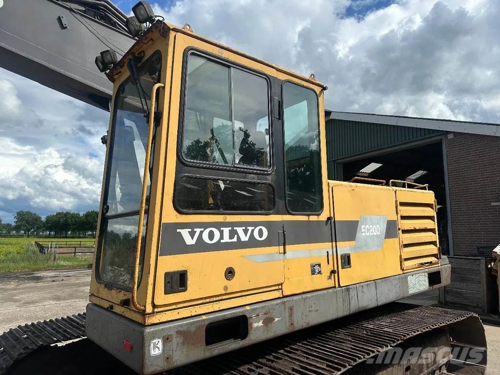 Volvo EC200 Pásové rýpadlá
