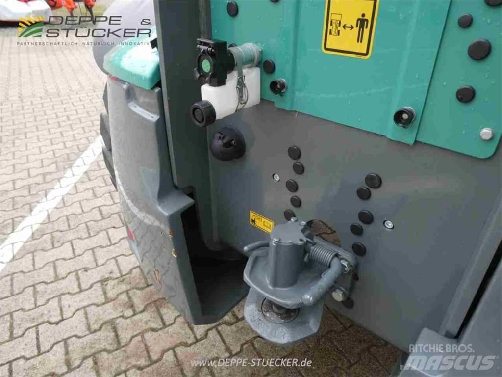 Kramer KT 457 Teleskopické manipulátory