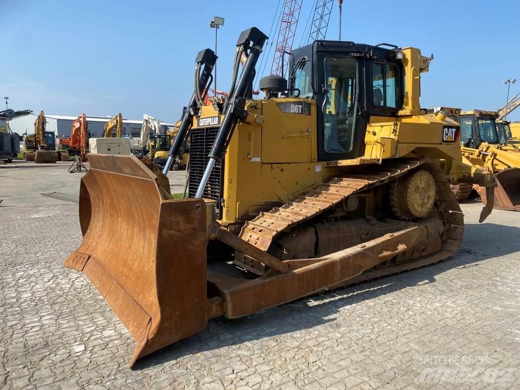 CAT D6T NVT Pásové dozéry