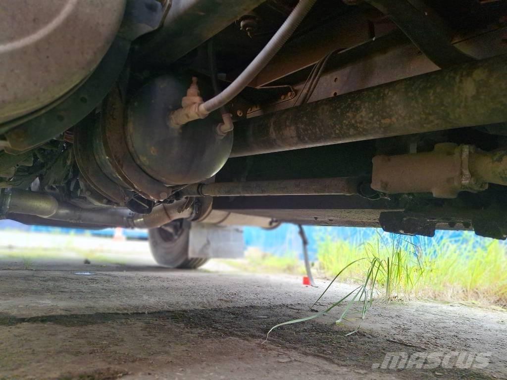  Volvo/Stokota FM/CS Cisternové nákladné vozidlá