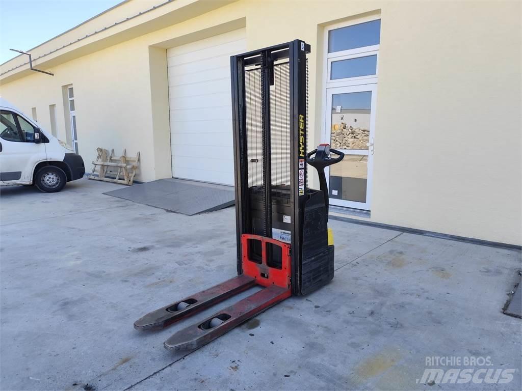 Hyster S1.0E Ručne vedené vysokozdvižné vozíky