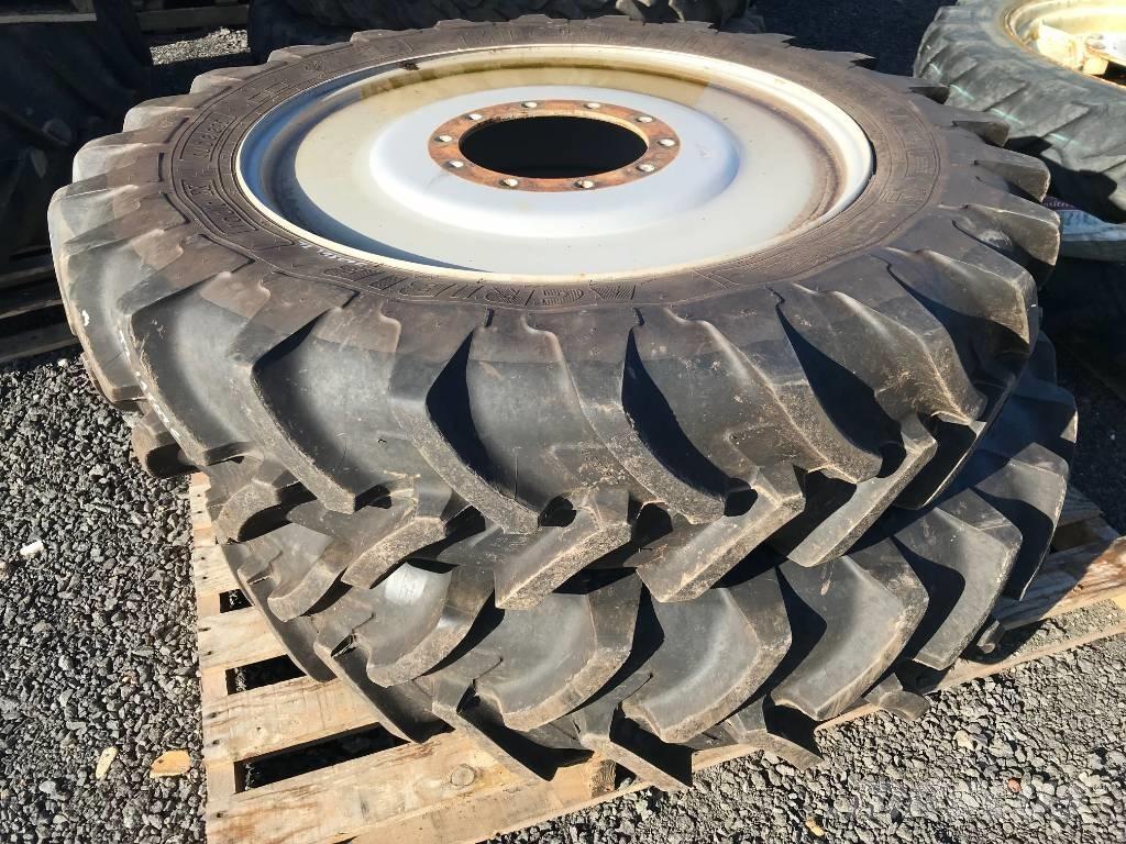  Misc Row Crop Welded Pneumatiky, kolesá a ráfiky