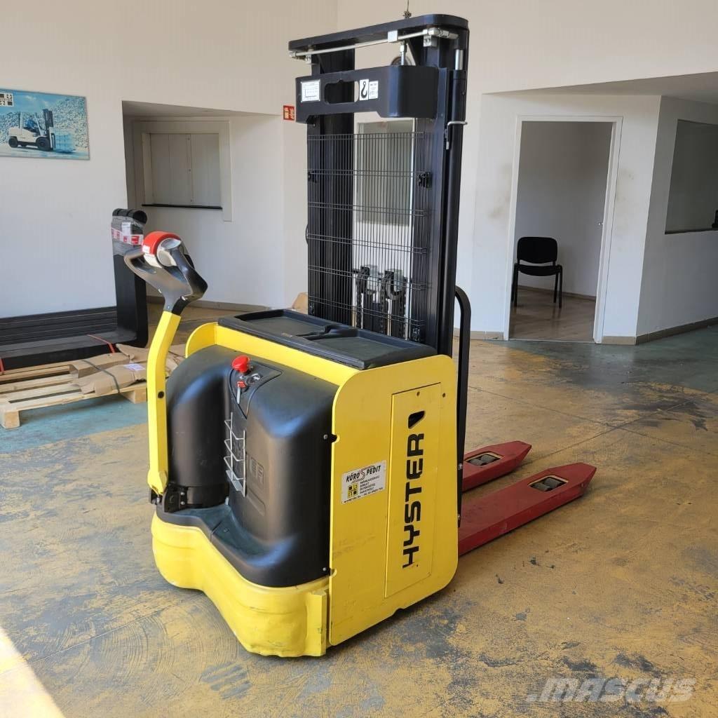 Hyster S1.4iL Ručne vedené vysokozdvižné vozíky