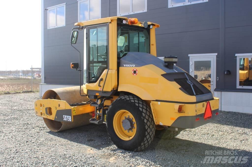 Volvo SD 75 B Ťahačové valce