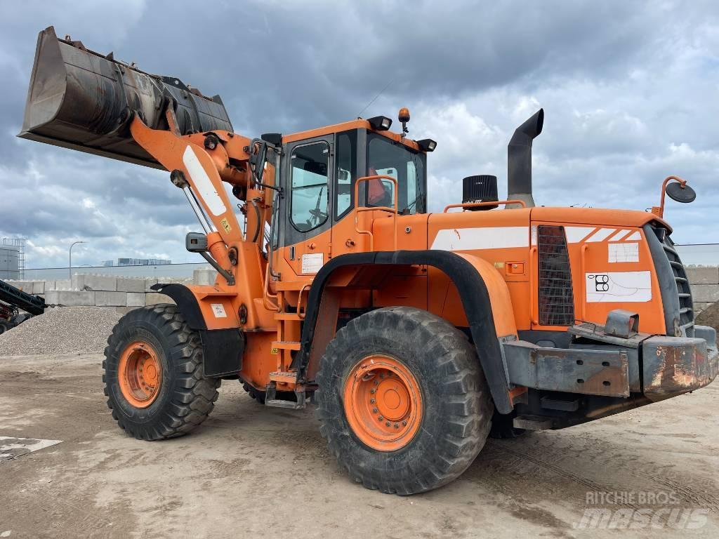 Doosan DL 350 Kolesové nakladače