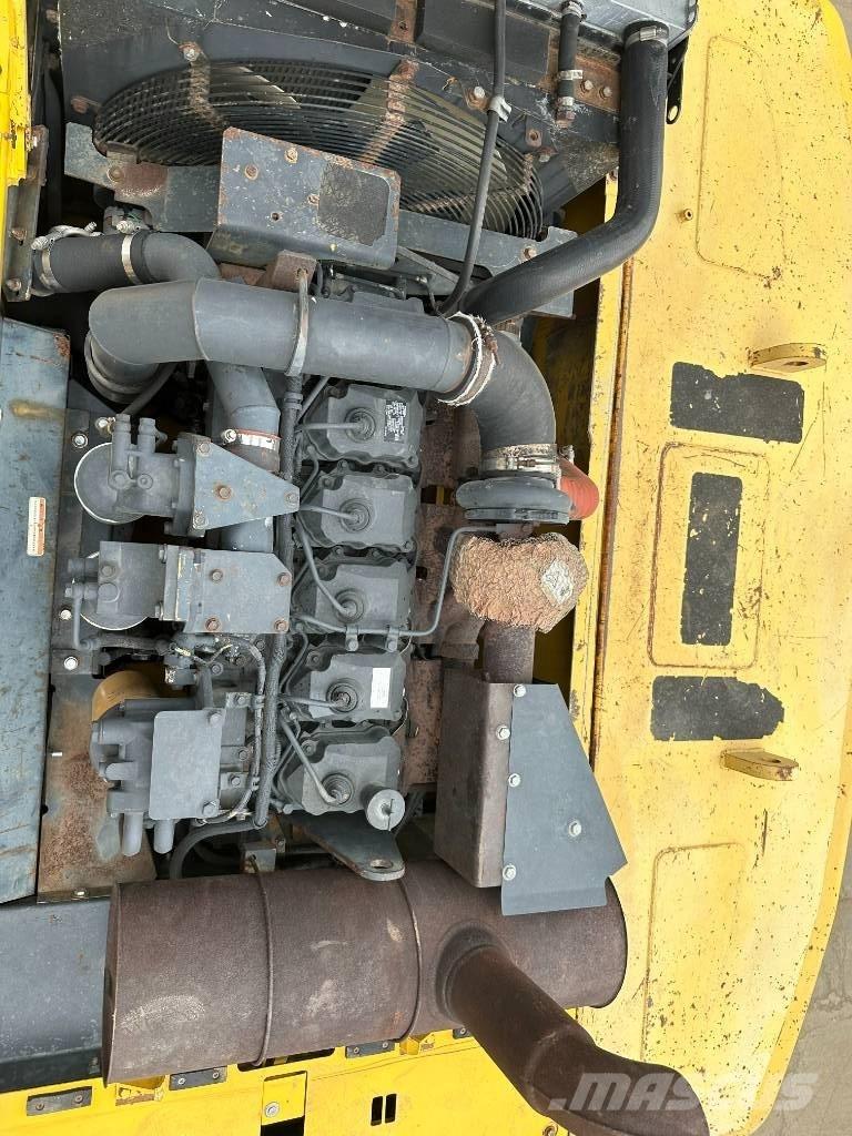 Komatsu PC 400-7 Pásové rýpadlá