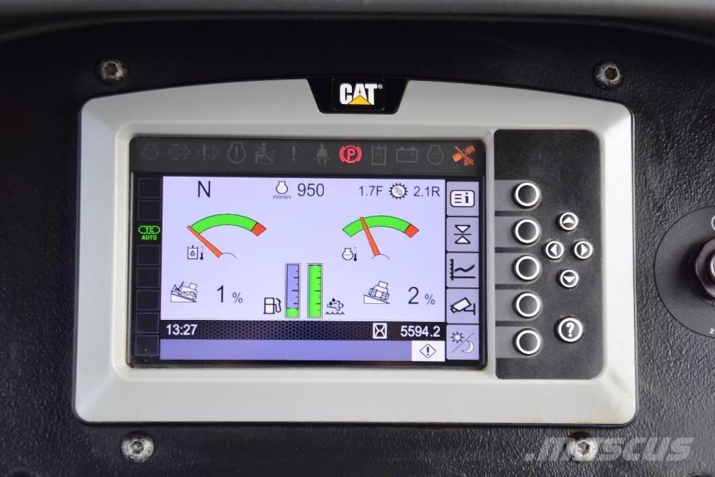 CAT D 5 K 2 LGP Pásové dozéry