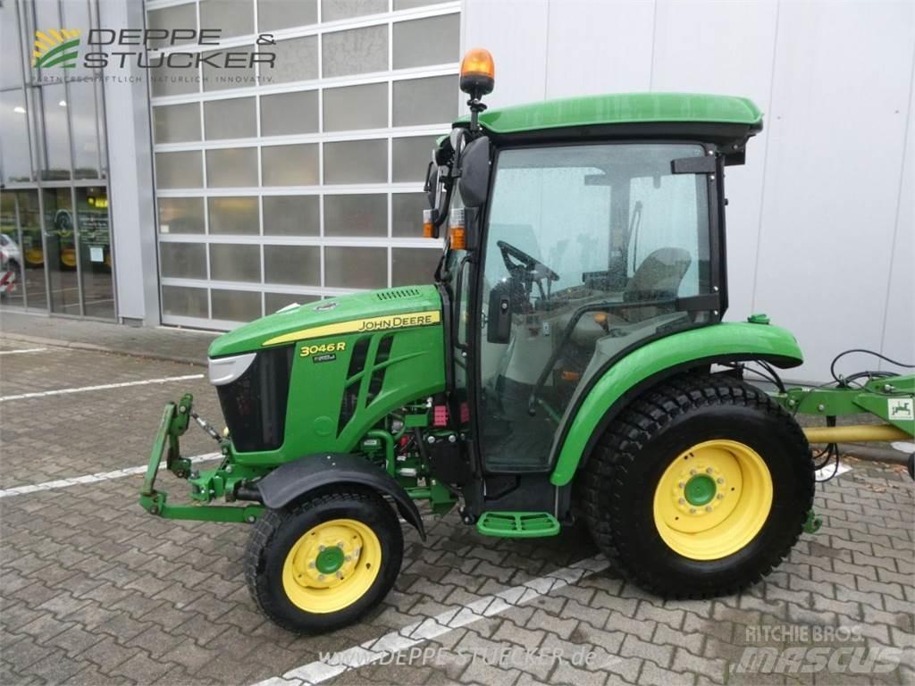 John Deere 3046R Kompaktné traktory