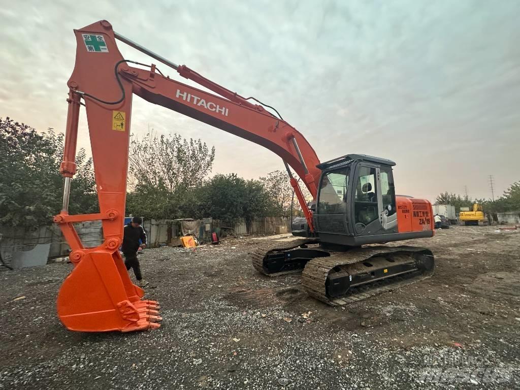 Hitachi ZX 200 Pásové rýpadlá
