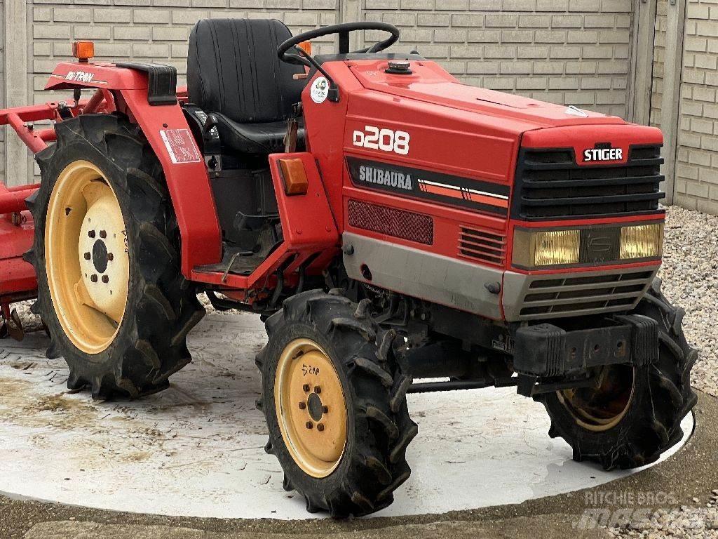 Shibaura D208 Traktory