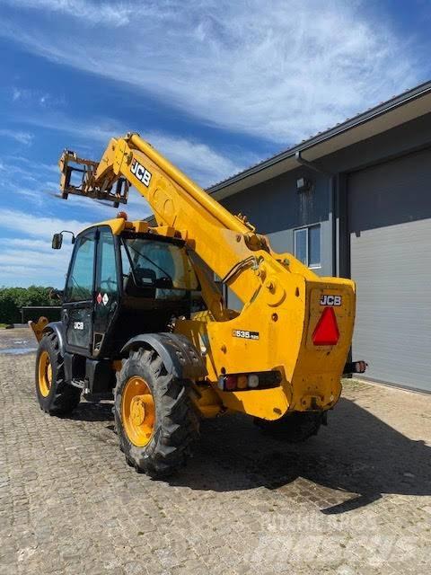 JCB 535-125 Teleskopické manipulátory