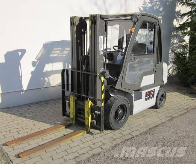 Nissan DX25LPG LPG vozíky