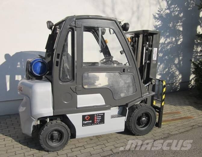 Nissan DX25LPG LPG vozíky
