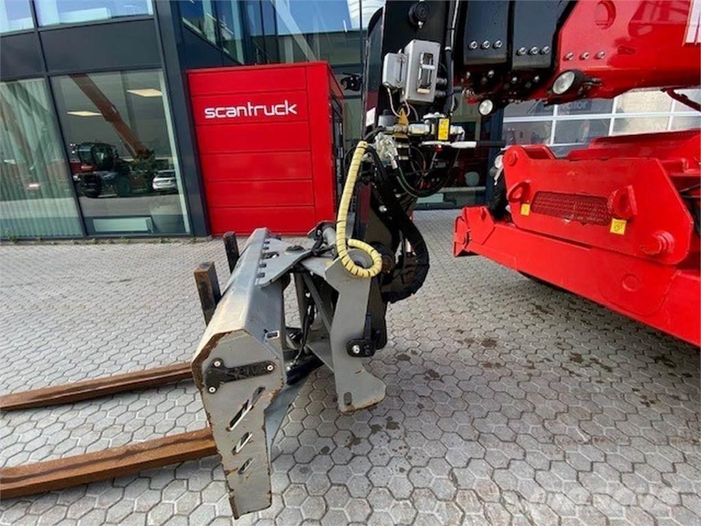 Manitou MRT2150 P+ Teleskopické manipulátory