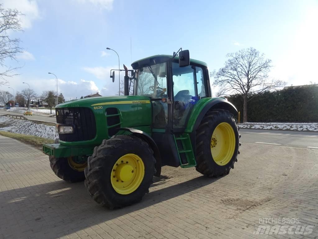 John Deere 6530 Traktory