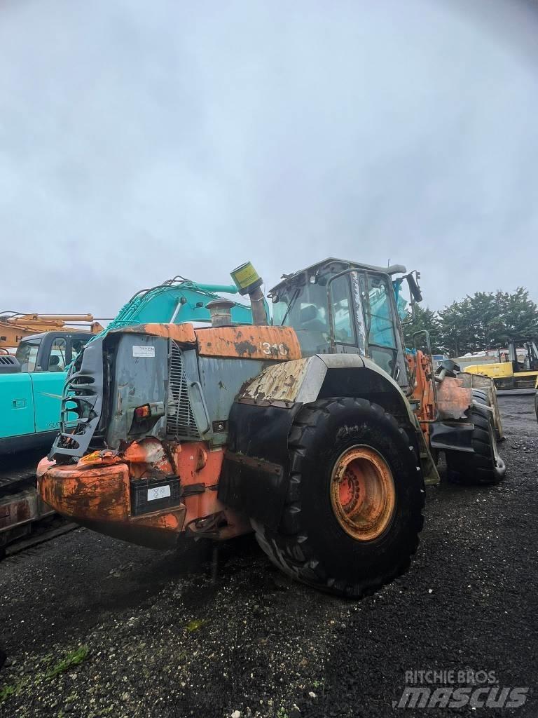 Hitachi ZW 310 Kolesové nakladače