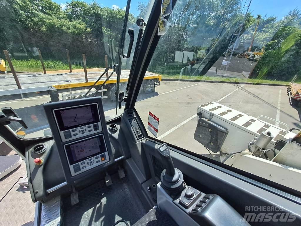 Grove GMK3060 Univerzálne terénne žeriavy