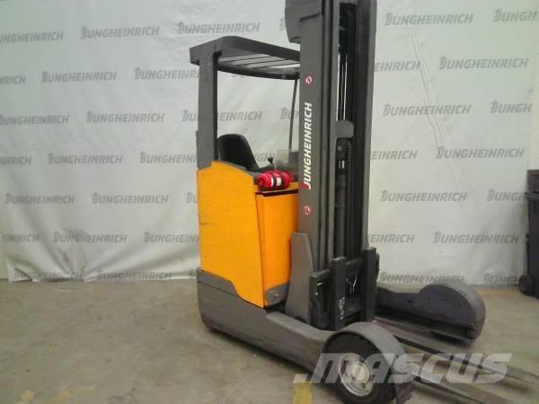Jungheinrich ETV C16 Retraky