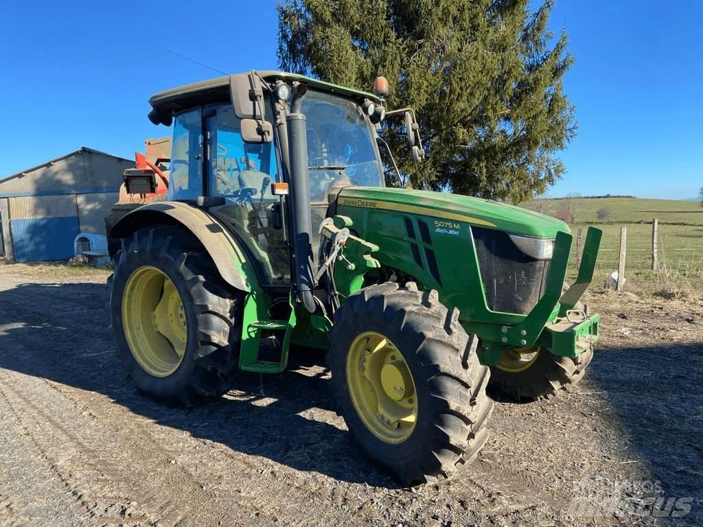 John Deere 5075M Traktory