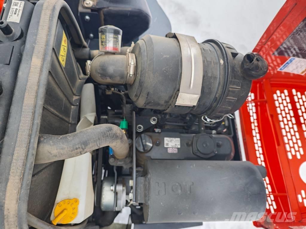 Kubota ZD 1211R Samochodné kosačky