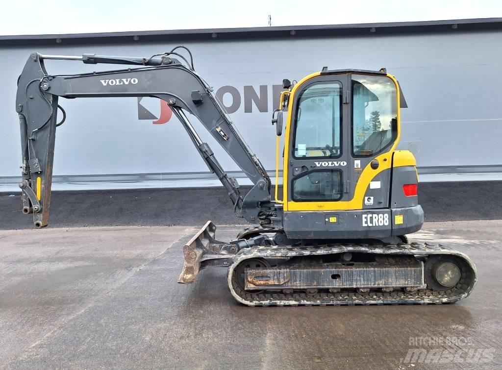 Volvo ECR88 Midi rýpadlá 7 t - 12 t
