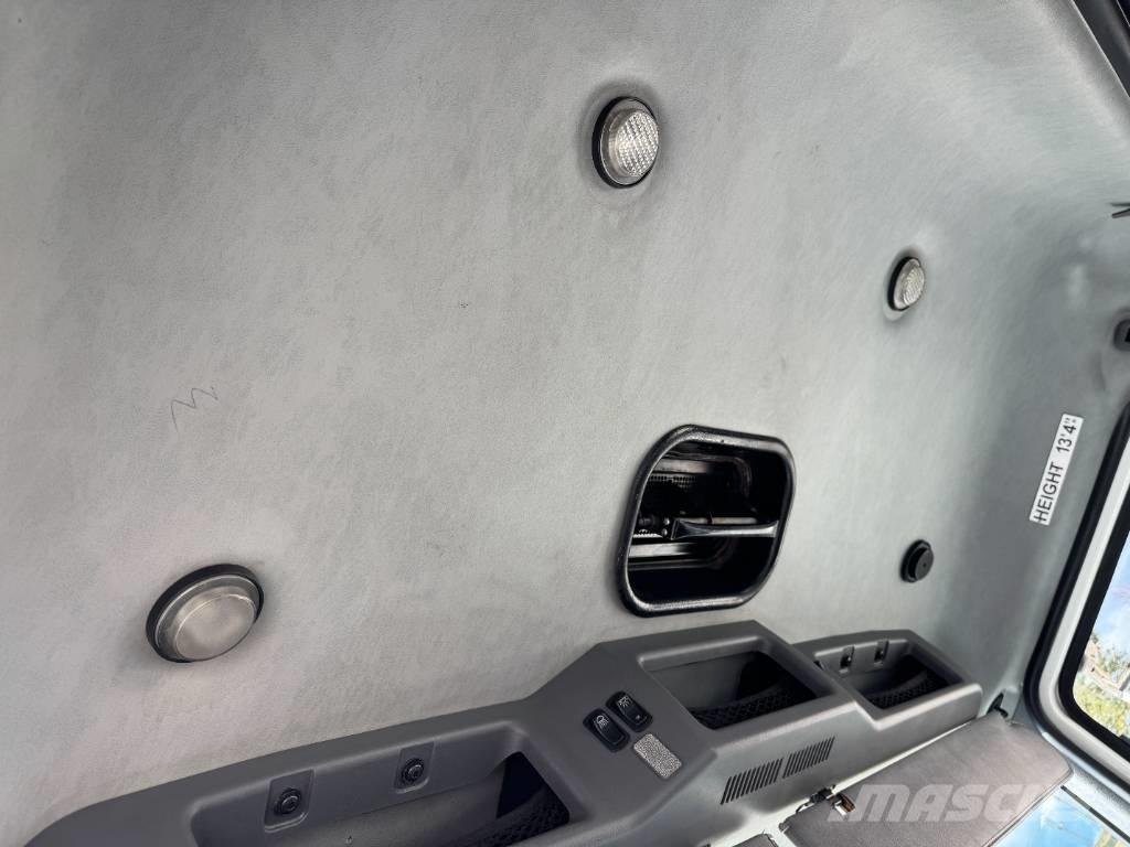 Mack Granite GU 813 Lanový nosič kontajnerov