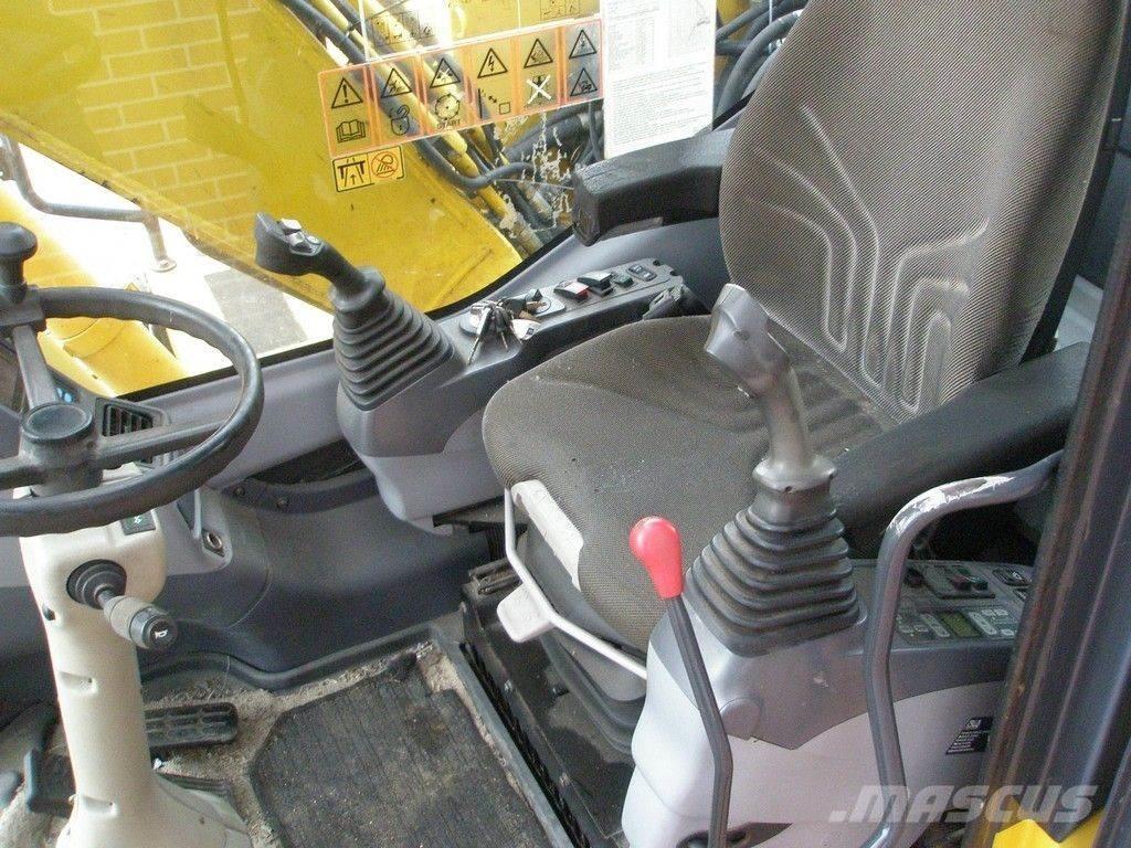 Komatsu PW140-7 Kolesové rýpadlá