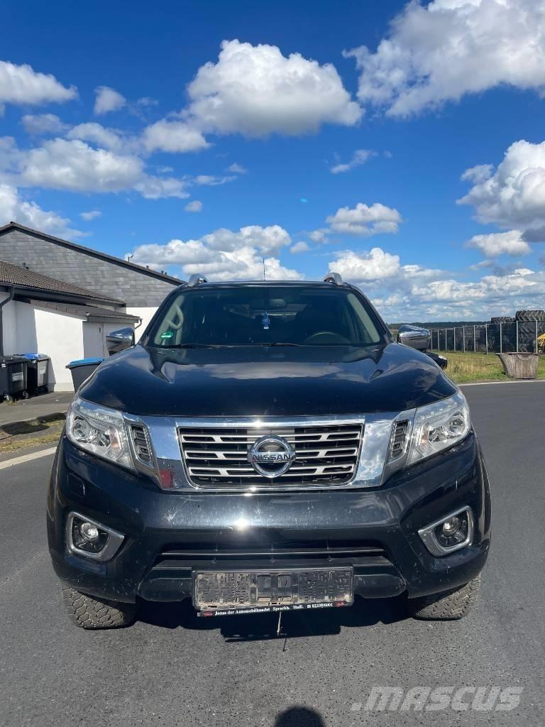 Nissan Navara Nakladacia/sklápacia bočnica