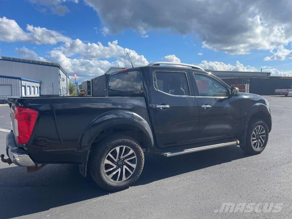 Nissan Navara Nakladacia/sklápacia bočnica