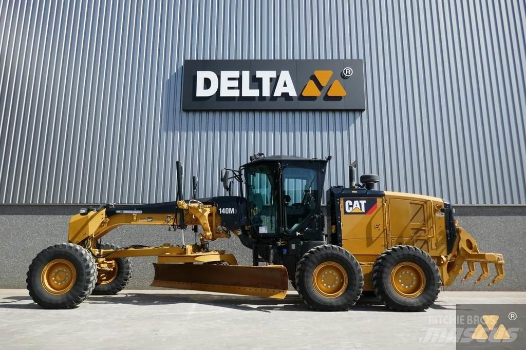 CAT 140M3 Grejdery