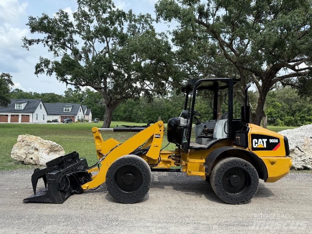CAT 908 H Kolesové nakladače