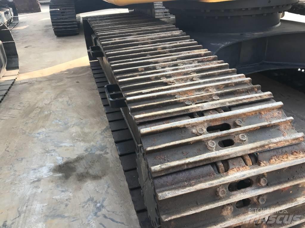 Komatsu PC 200-8N1 Pásové rýpadlá