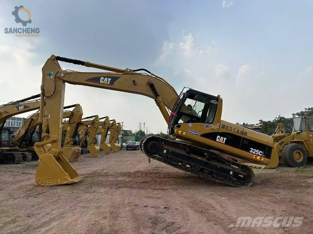 CAT 325 CL Pásové rýpadlá