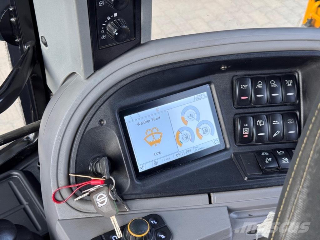 JCB 3CX Rýpadlo-nakladače