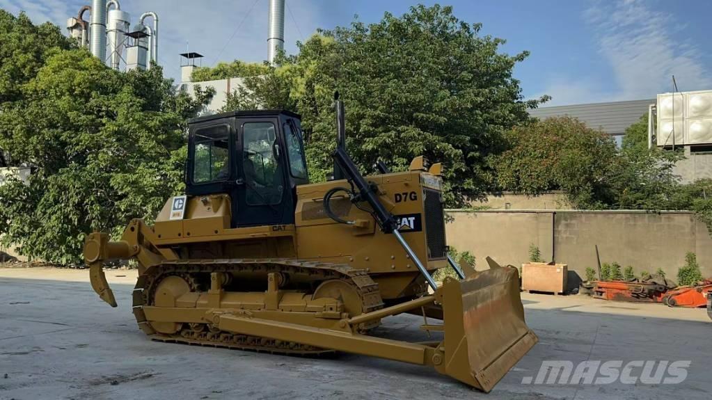 CAT D7G Pásové dozéry