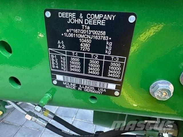 John Deere 6110 M Traktory