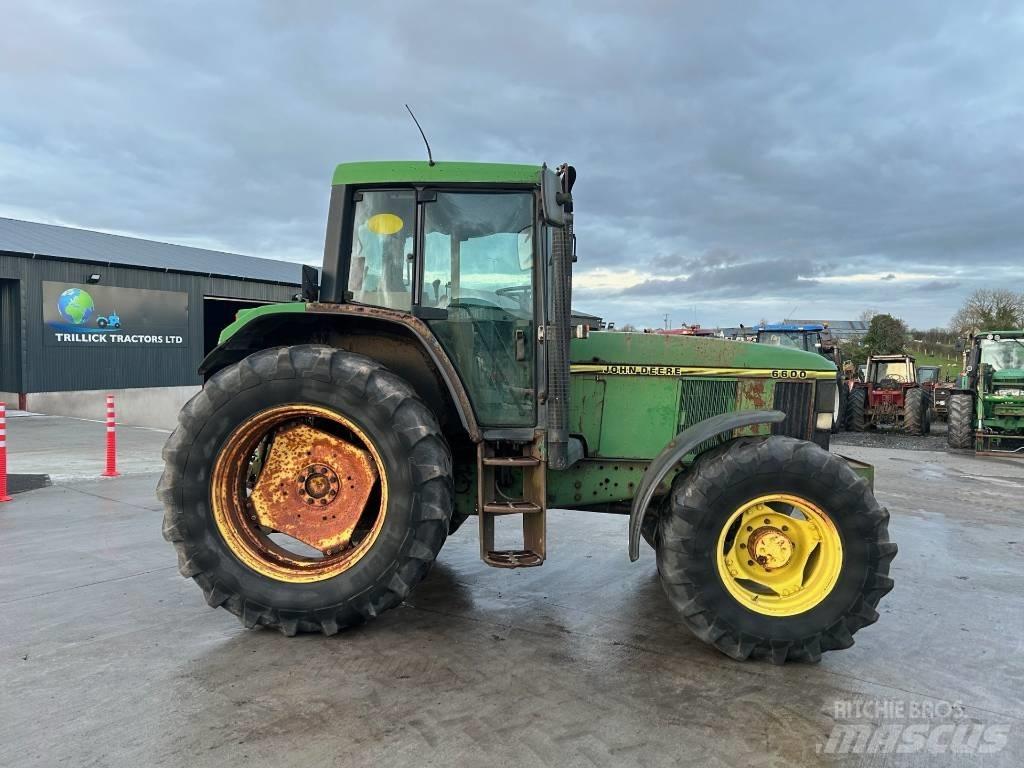 John Deere 6600 Traktory