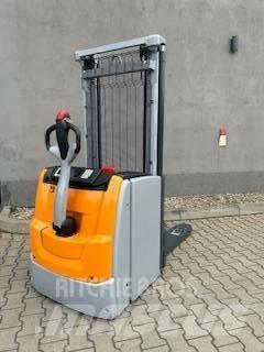Still EXV 16 Ručne vedené vysokozdvižné vozíky