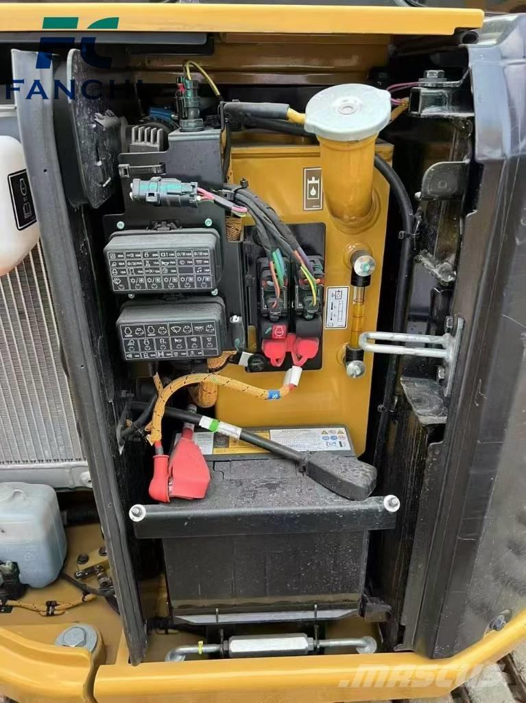 CAT 303 Pásové rýpadlá