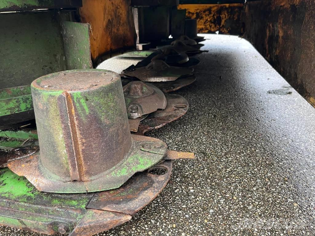 Krone Easy Cut 32 P Žacie stroje