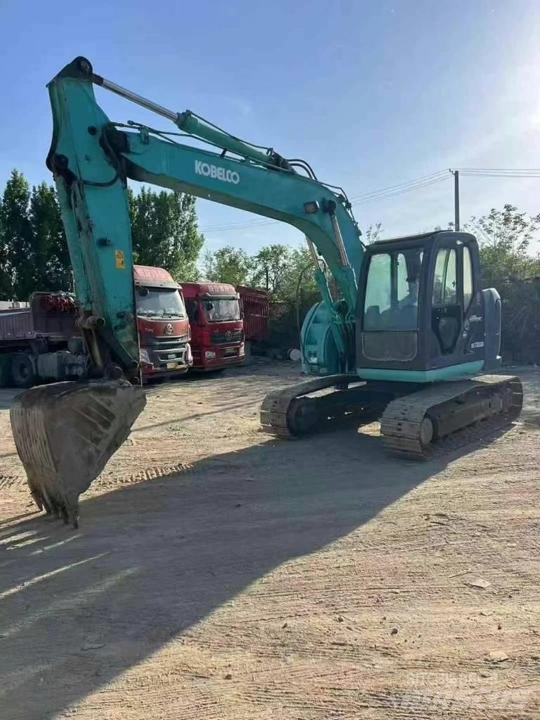 Kobelco SK135 Pásové rýpadlá