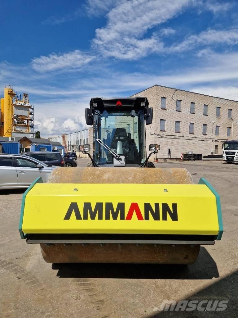 Ammann ARS 130 Ťahačové valce