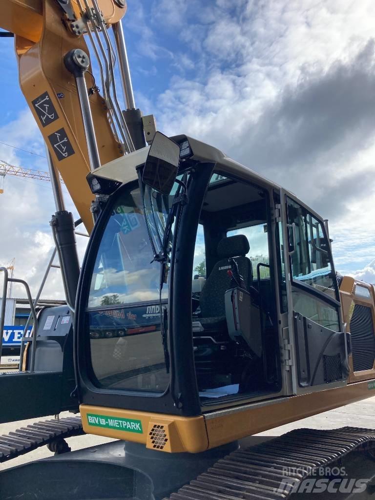 Liebherr R 922 Pásové rýpadlá