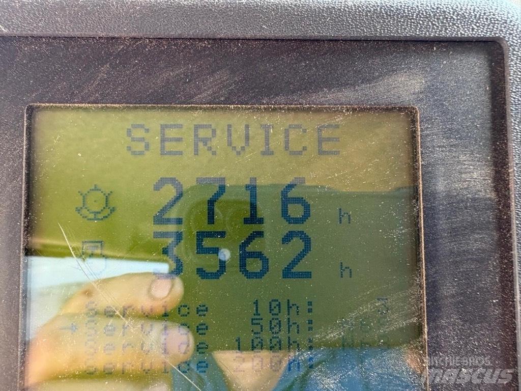 New Holland TX 62 Kombinované zberacie stroje