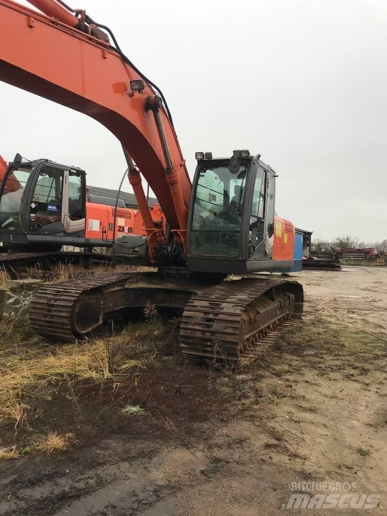 Hitachi ZX 280 Pásové rýpadlá