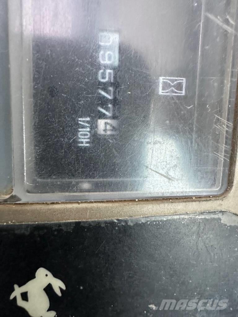 CASE CX 225 SR Pásové rýpadlá