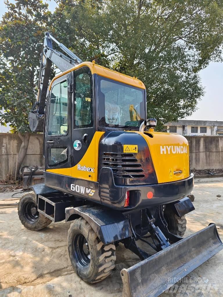 Hyundai Robex 60 W Kolesové rýpadlá