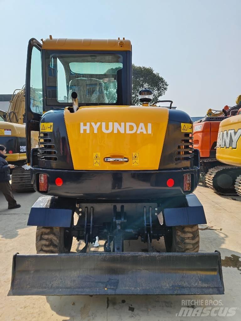 Hyundai Robex 60 W Kolesové rýpadlá
