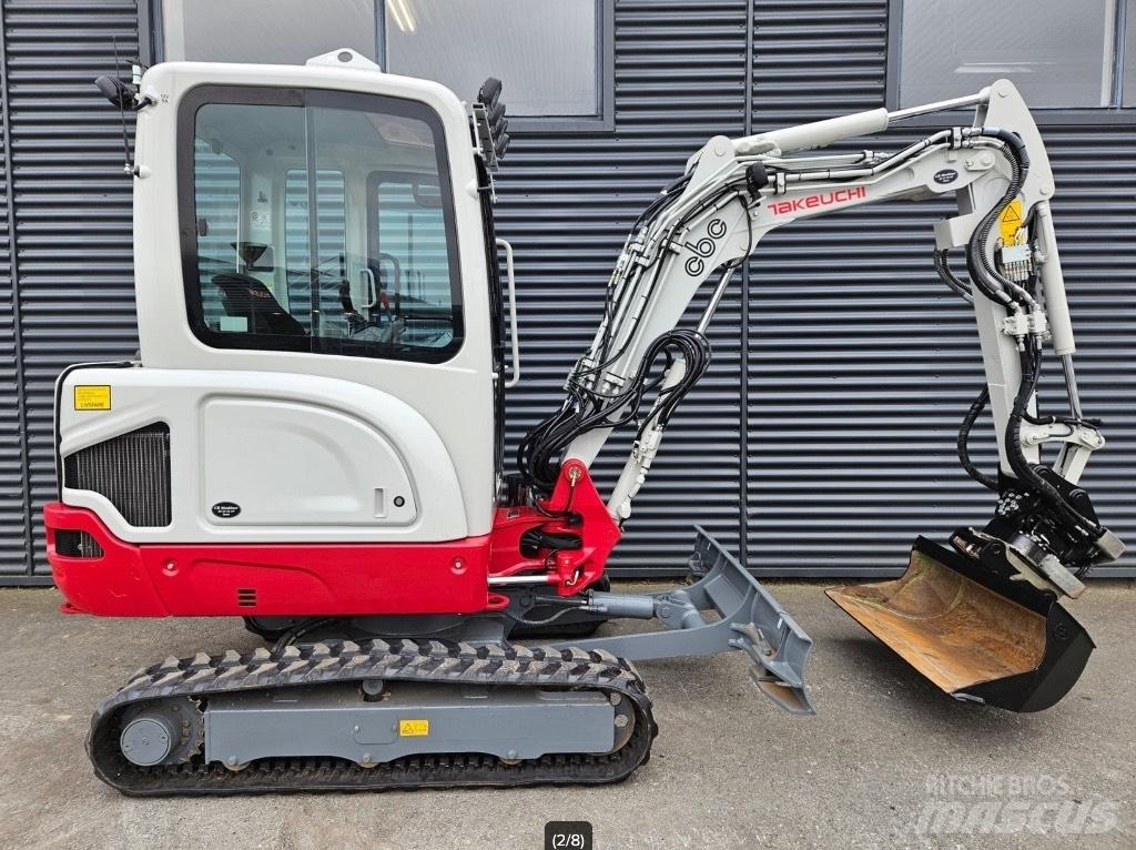 Takeuchi TB 225 Mini rýpadlá < 7t