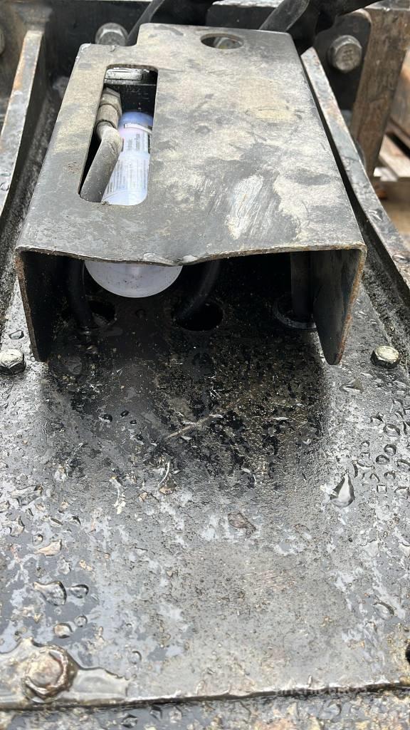 CAT H 115 Búracie kladivá / Zbíjačky